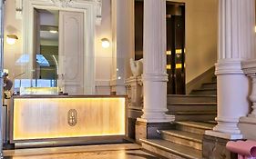 Hotel L'orque Bleue